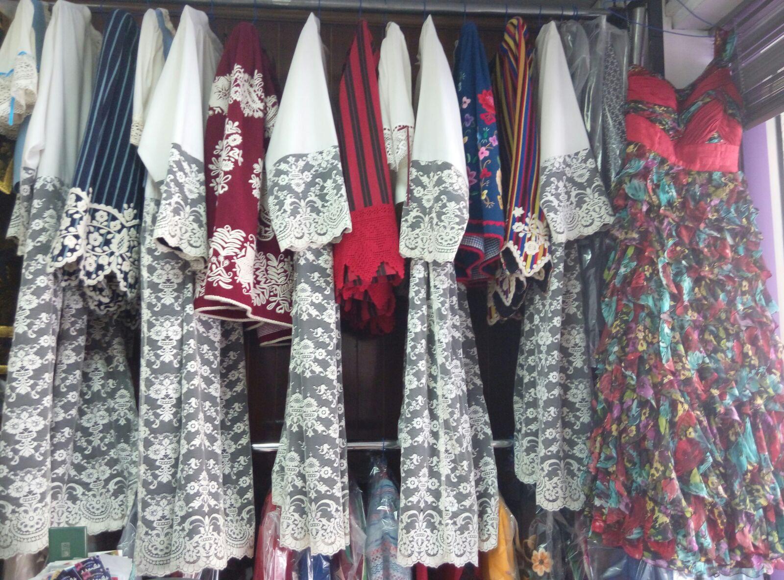Trajes regionales en Tintorería Mariló Murcia